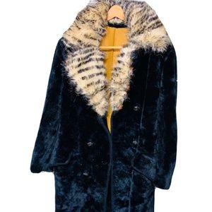 Borg-Alaskan Kashan~ Stanley Blacker Overcoat Black Double Breasted Faux Fur
